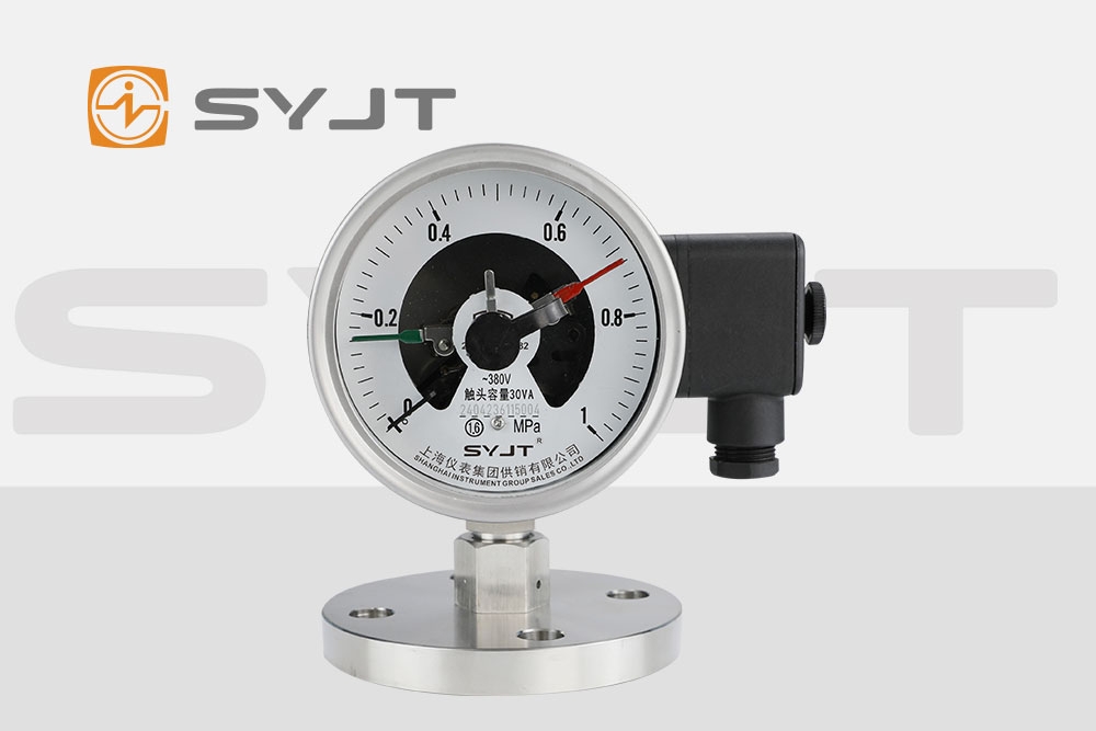 电接点压力表电子压力表实物图